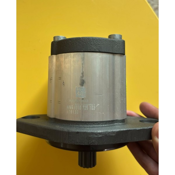 0 510 725 103 HYDRAULIC PUMP