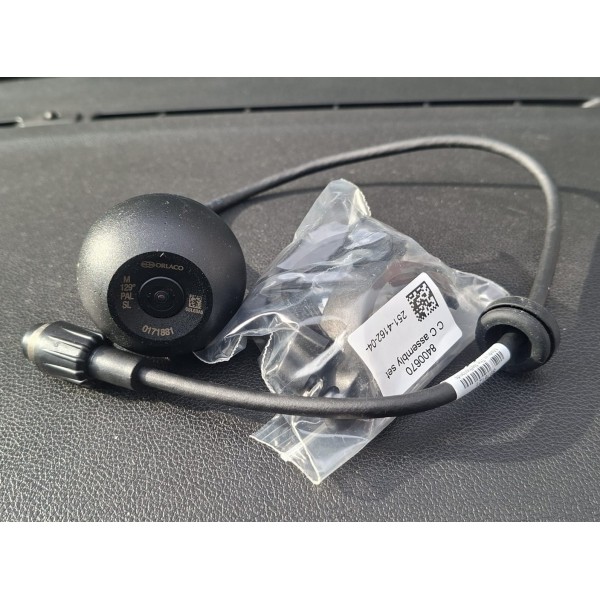 8976121 CAMERA