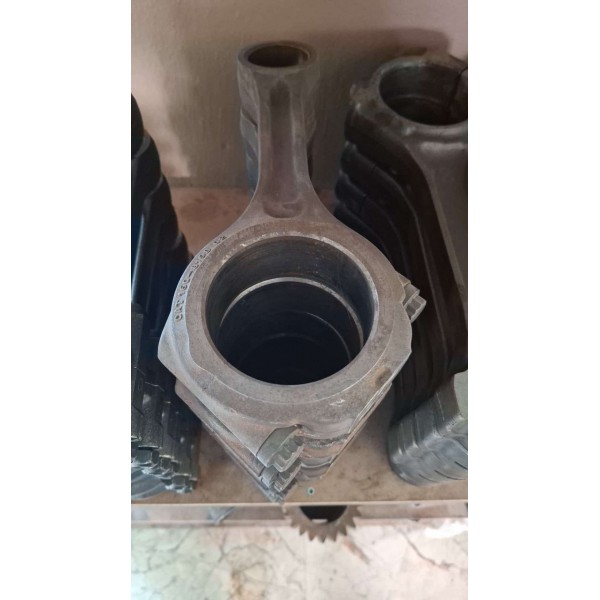 160-8198 PISTON ROD