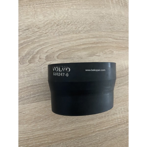 866247-0 RUBBER FITTING